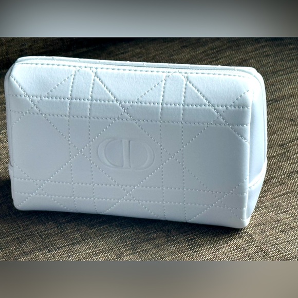 Classic Stunning DIOR Pure white cushioned trousseau bag - Picture 4 of 6